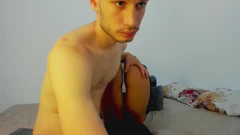 JACOB  ROBIN online show from May 17, 2026, 6:15 pm