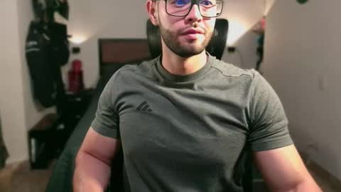 Snapshot of jacobt77 chatting on December 20, 2025, 11:45 pm Jacob online show from December 20, 2025, 11:45 pm