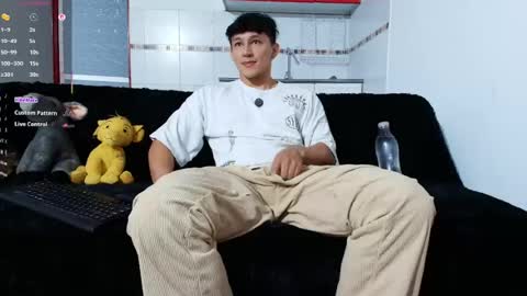 Snapshot of jacques_cardiet chatting on April 28, 2026, 1:27 pm jacobo online show from April 28, 2026, 1:27 pm