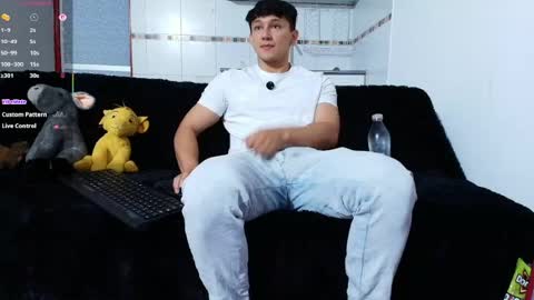 Snapshot of jacques_cardiet chatting on April 29, 2026, 2:32 pm jacobo online show from April 29, 2026, 2:32 pm