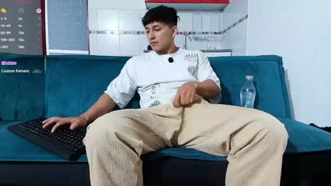 Snapshot of jacques_cardiet chatting on May 14, 2026, 1:40 pm jacobo online show from May 14, 2026, 1:40 pm