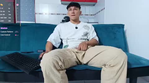 Snapshot of jacques_cardiet chatting on May 26, 2026, 12:23 pm jacobo online show from May 26, 2026, 12:23 pm