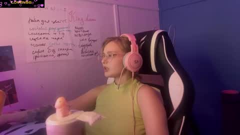 jacywinslat online show from March 6, 2025, 6:05 pm