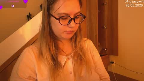 jacywinslat online show from May 28, 2026, 8:00 am