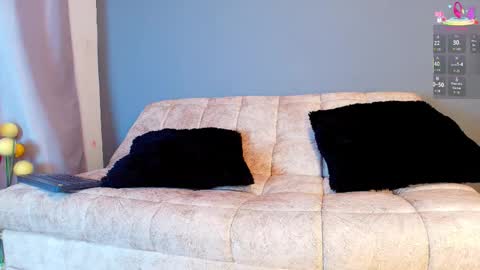  Jade Brunete  online show from September 10, 2025, 8:20 pm