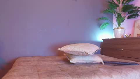  Jade Brunete  online show from April 13, 2026, 8:58 pm