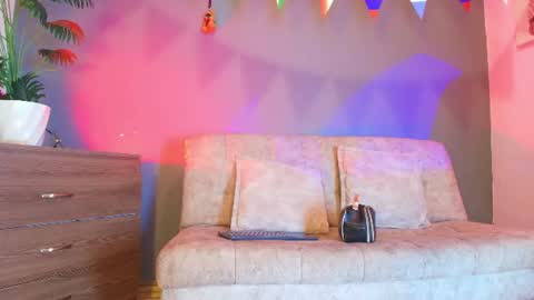  Jade Brunete  online show from June 29, 2026, 8:09 pm