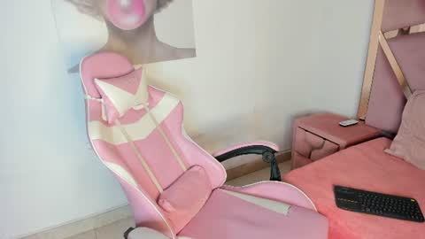 jade_ht online show from July 5, 2026, 9:00 pm