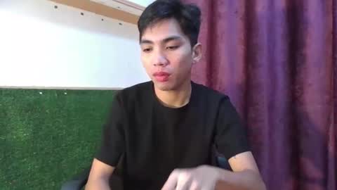 Snapshot of jade_kaizo chatting on January 6, 2025, 7:52 am Jade online show from January 6, 2025, 7:52 am