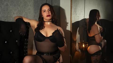 jade swet online show from February 13, 2025, 3:24 pm