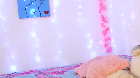 Jade Watson online show from December 23, 2025, 3:04 am