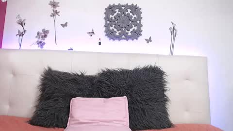 Jadeadamsxx online show from February 15, 2025, 12:54 pm