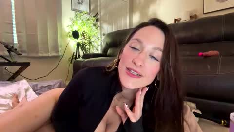 sexyeyes neverlie  online show from February 15, 2026, 2:36 pm