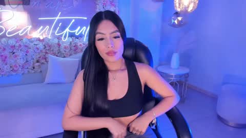 JADE EVANS online show from December 29, 2024, 4:51 pm