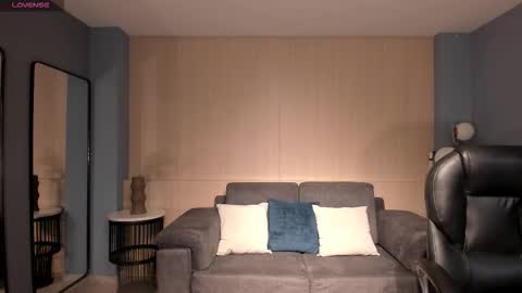 JADE EVANS online show from February 16, 2026, 7:43 pm