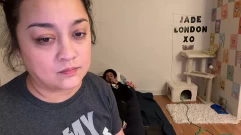 Snapshot of jadelondonxo chatting on February 27, 2025, 7:44 am Jade online show from February 27, 2025, 7:44 am