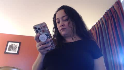 Snapshot of jadelondonxo chatting on September 8, 2025, 8:52 pm Jade online show from September 8, 2025, 8:52 pm