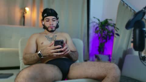 Jaden Feynman online show from November 19, 2025, 3:39 am