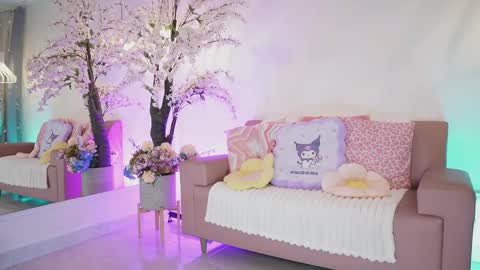 Jade Summer online show from September 11, 2025, 11:32 am