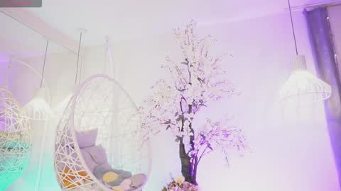 Jade Summer online show from September 22, 2025, 11:34 am