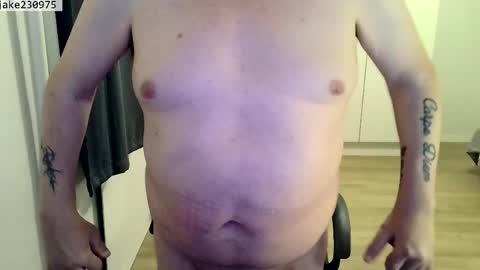 Jake2309 online show from May 7, 2026, 7:41 pm