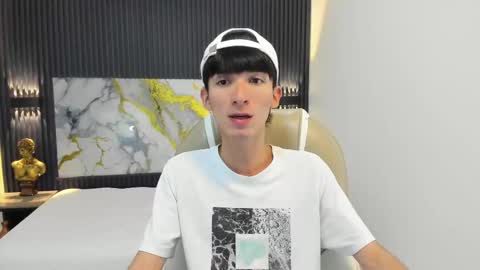 Snapshot of jake_evanss_ chatting on October 2, 2025, 8:27 pm JAKE online show from October 2, 2025, 8:27 pm