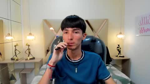 JAKE online show from December 18, 2025, 8:15 pm