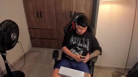 Snapshot of jake_pons chatting on June 6, 2026, 8:19 am Jake Pons online show from June 6, 2026, 8:19 am