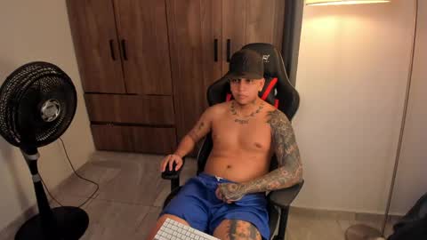 Snapshot of jake_pons chatting on June 8, 2026, 10:04 am Jake Pons online show from June 8, 2026, 10:04 am