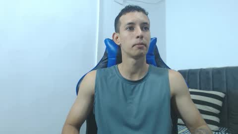 Hi guys im new 3 online show from December 4, 2025, 12:42 am