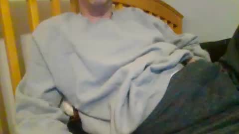 Snapshot of jakecambridge chatting on April 4, 2026, 1:04 am Jake Cambridge online show from April 4, 2026, 1:04 am