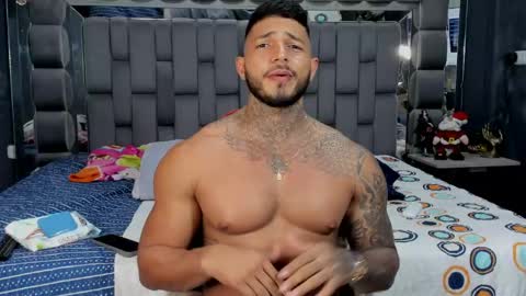 Snapshot of jaketayler10 chatting on May 4, 2026, 10:39 pm my name is sebas If you come here dont hesitate to say hello Im a guy who really likes having conversations and having hot online show from May 4, 2026, 10:39 pm