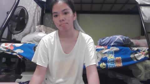 jalaiza01 online show from January 16, 2025, 2:51 am