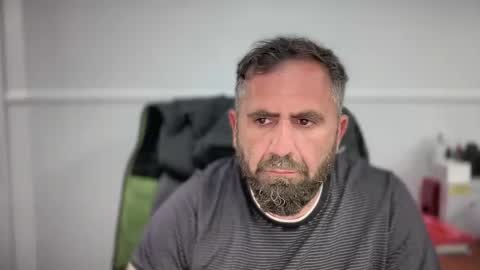 jam0786 online show from October 31, 2025, 12:00 am