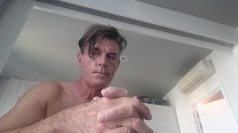 Snapshot of jam_on_it chatting on January 1, 2025, 1:58 am JAM online show from January 1, 2025, 1:58 am