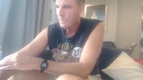 Snapshot of jam_on_it chatting on February 19, 2025, 10:56 am JAM online show from February 19, 2025, 10:56 am