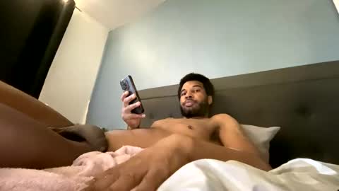 Snapshot of jamelw31 chatting on December 19, 2024, 11:39 am Naughty Jamel online show from December 19, 2024, 11:39 am