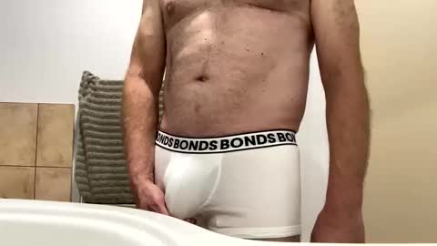 James online show from October 21, 2025, 8:04 am