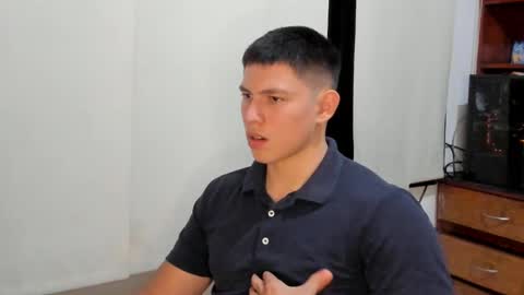 james_cr online show from February 11, 2025, 3:29 am