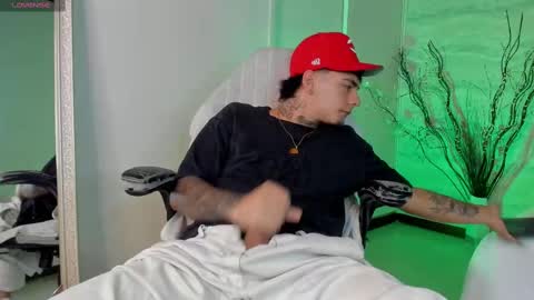 jamesdekker online show from September 22, 2025, 7:49 pm