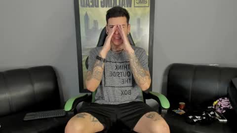 Snapshot of jamesinked_ chatting on December 8, 2024, 8:47 pm Jamesinked  online show from December 8, 2024, 8:47 pm