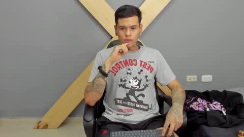 Snapshot of jamesinked_ chatting on December 16, 2024, 6:38 pm Jamesinked  online show from December 16, 2024, 6:38 pm