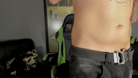 Snapshot of jamesinked_ chatting on February 17, 2025, 2:09 am Jamesinked  online show from February 17, 2025, 2:09 am