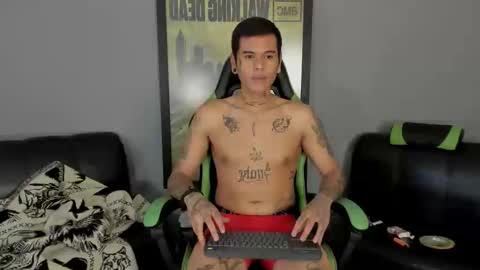 Snapshot of jamesinked_ chatting on February 18, 2025, 8:25 pm Jamesinked  online show from February 18, 2025, 8:25 pm