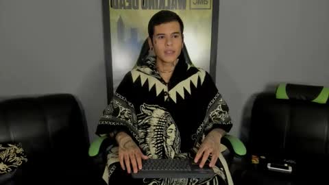 Snapshot of jamesinked_ chatting on March 7, 2025, 2:15 am Jamesinked  online show from March 7, 2025, 2:15 am