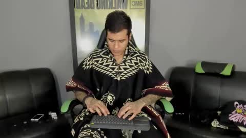 Snapshot of jamesinked_ chatting on March 8, 2025, 6:05 pm Jamesinked  online show from March 8, 2025, 6:05 pm