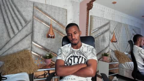 Snapshot of jamesparck chatting on January 19, 2025, 6:43 pm James online show from January 19, 2025, 6:43 pm