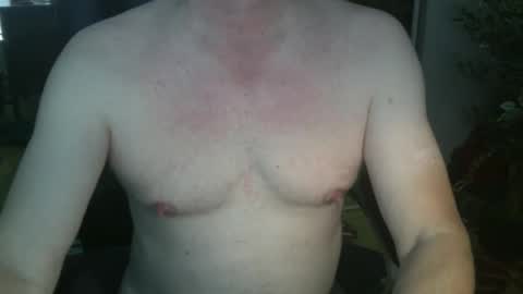 Snapshot of jamesray722 chatting on November 5, 2025, 7:58 pm jamesray722 online show from November 5, 2025, 7:58 pm