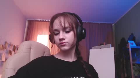 jamie_chung online show from April 14, 2026, 2:17 am