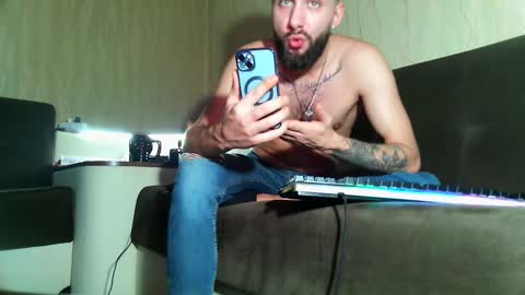 Robbie online show from February 23, 2025, 6:28 am